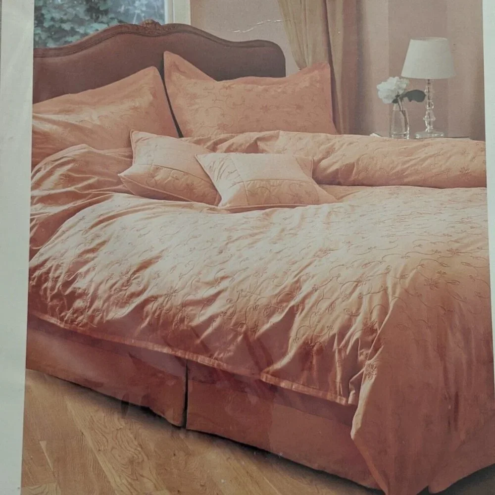 NOBLE EXCELLENCE MATALAN EMBROIDERED GOLD (1) KING PILLOW SHAM 20X36 Dillards